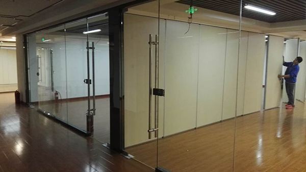 办公室装修效果图